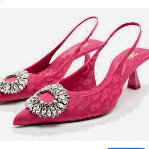 ZARA Pink Rhinestone Pointed Toe Slingback Kitten Heel Sandals Size 6.5 NWT - Picture 1 of 10